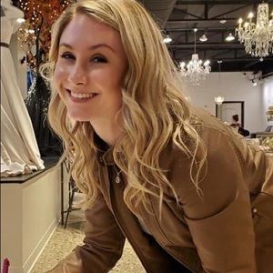 Meet your Posher, Amanda